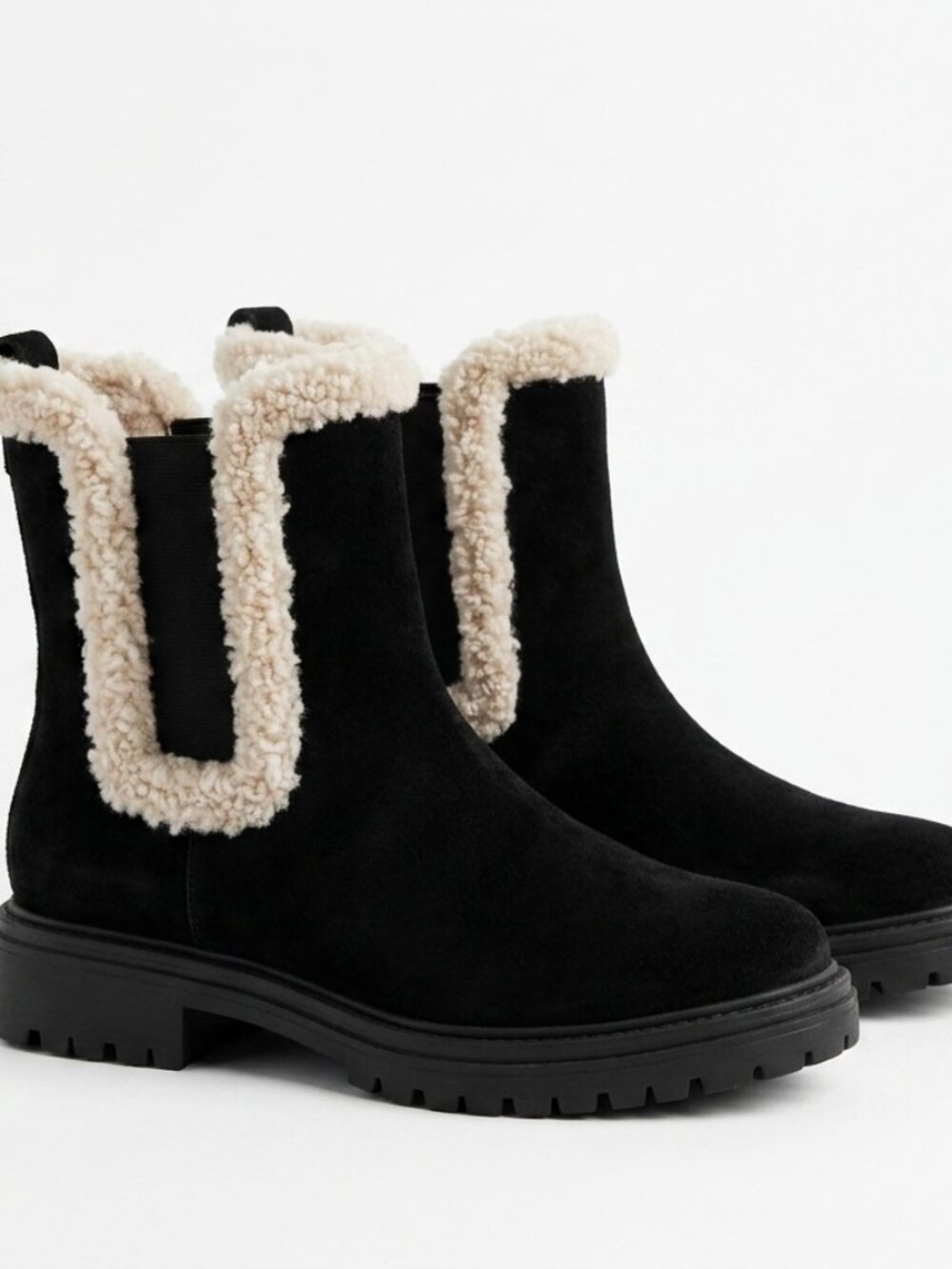Ann Taylor Black Suede Shearling Trim Lug Sole Chelsea Boots Size 8